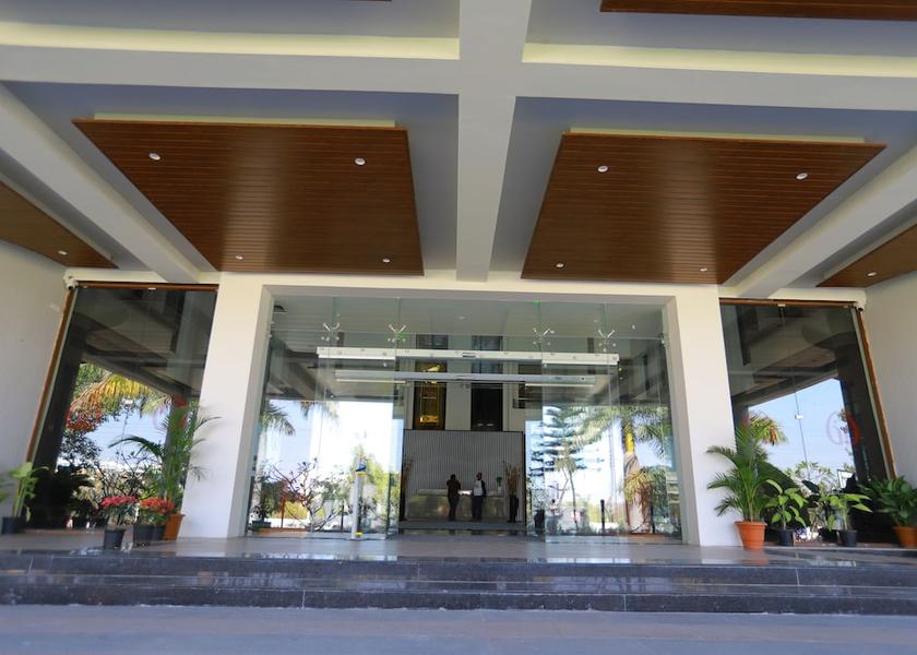 Maharashtra Latur Hotel Exterior