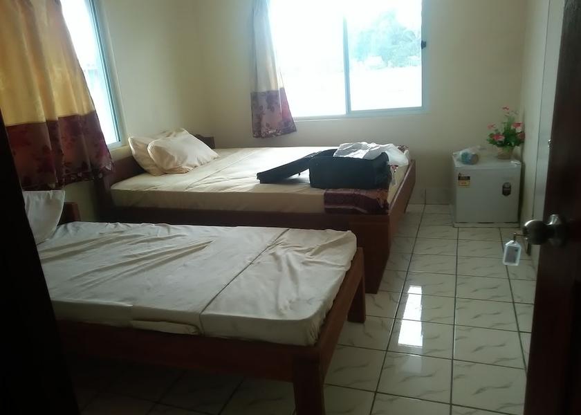  Luganville Room