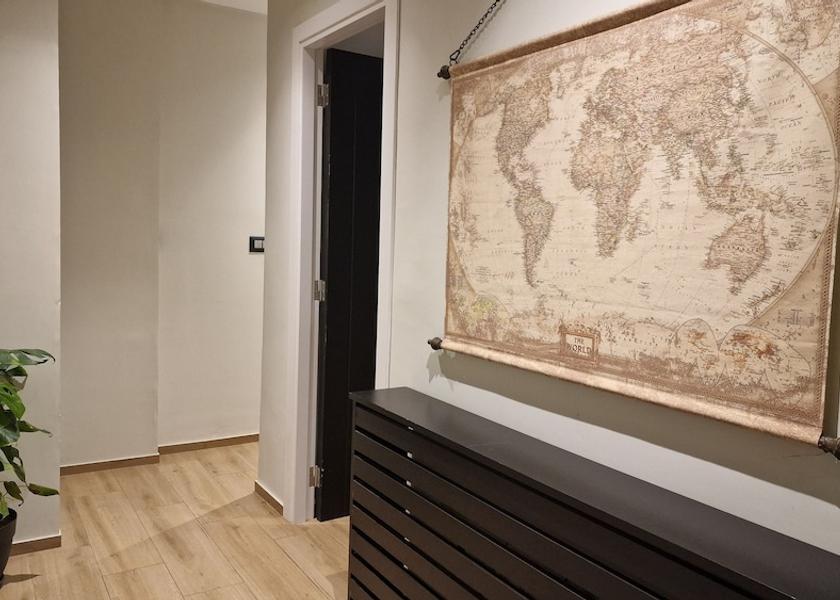  Tunis Interior Entrance