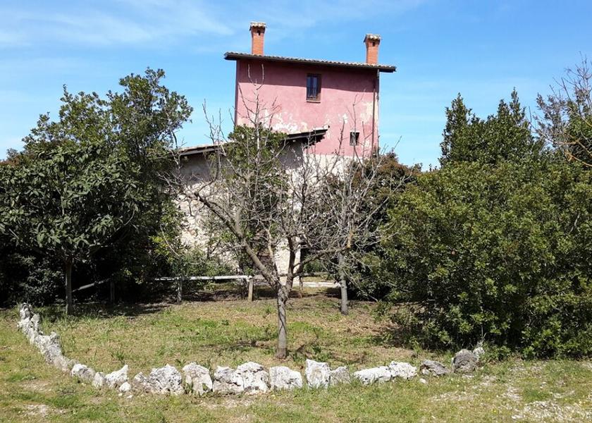 Lazio Itri Exterior Detail