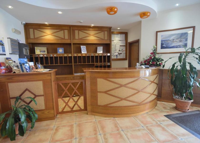 Madeira Region Porto Moniz Lobby