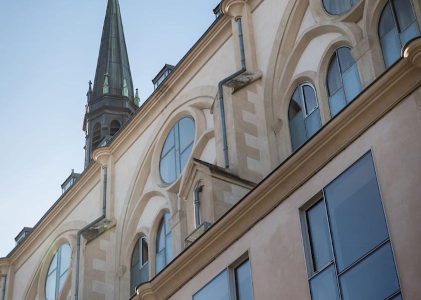 Nouvelle-Aquitaine Poitiers Facade