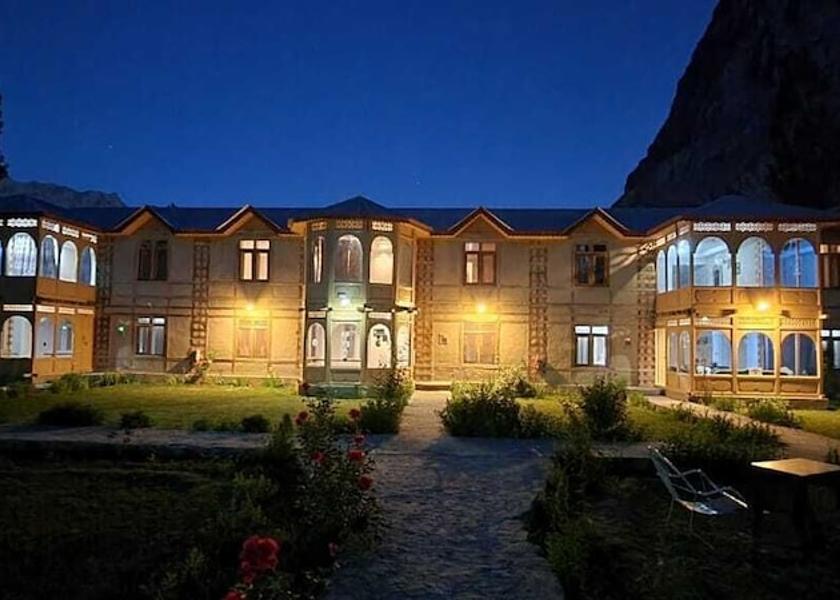  Shigar Facade