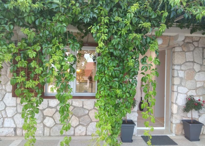 Split-Dalmatia Bol Exterior Detail