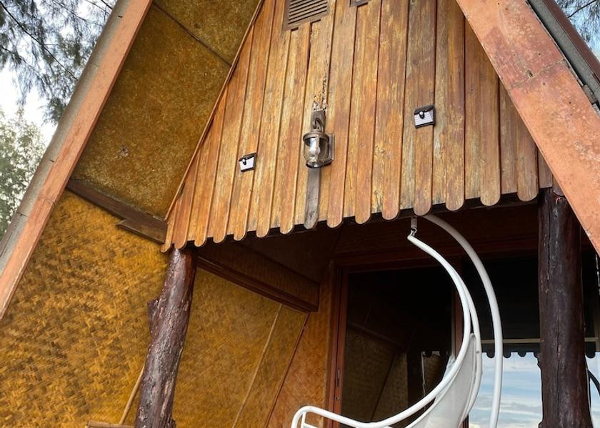 Trang Kantang Porch