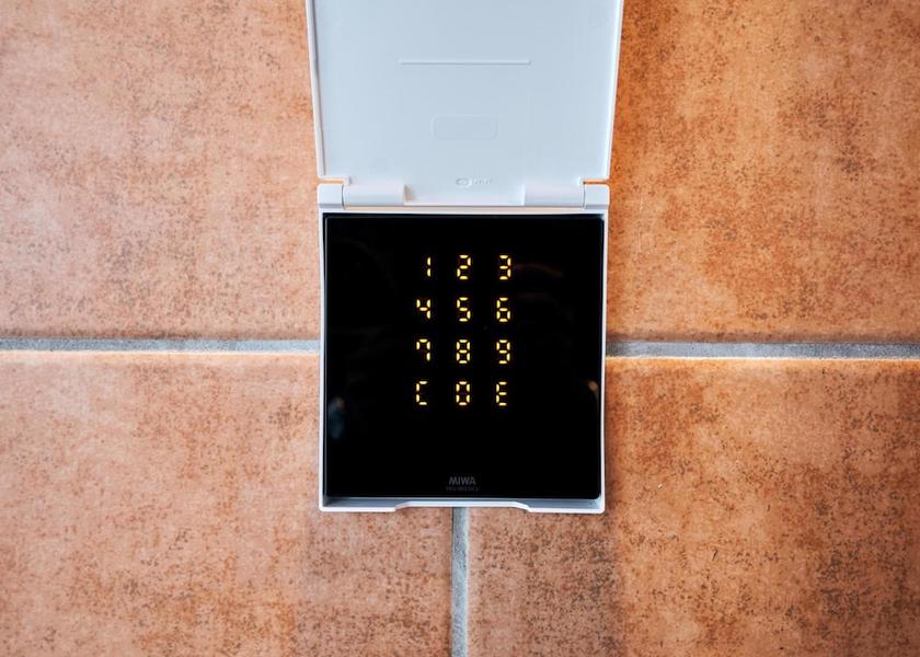 Okinawa (prefecture) Naha Entrance