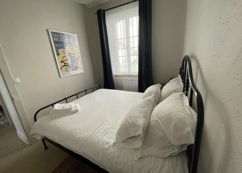 Bourgogne-Franche-Comte Nevers Room