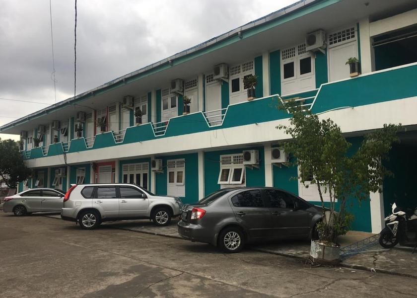  Pontianak Exterior Detail