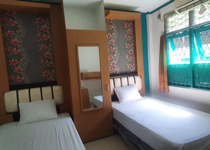  Pontianak Room