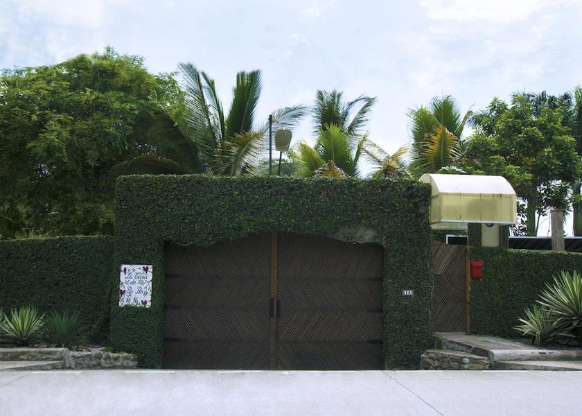 Santa Elena Manglaralto Entrance