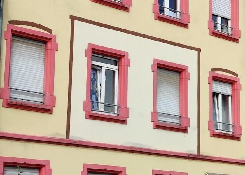  Saint-Louis Facade