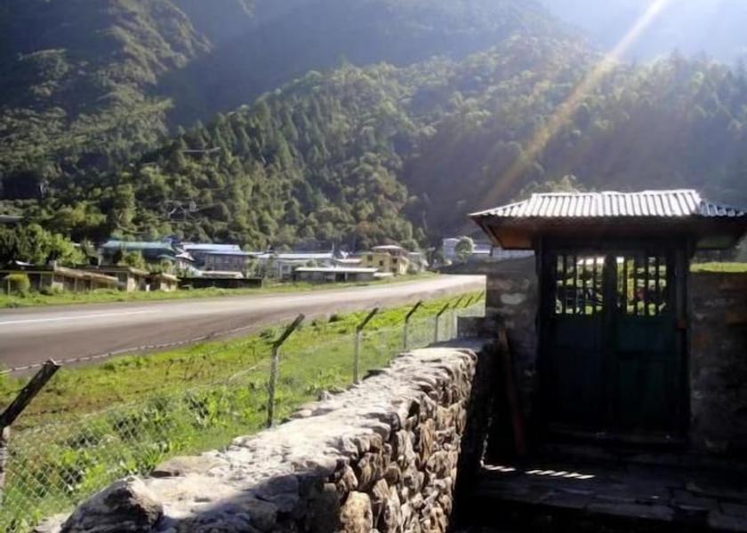 Koshi Lukla Exterior