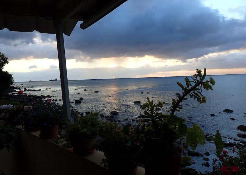  Tombeau Bay Terrace/patio