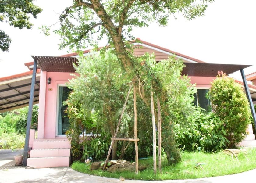 Suphan Buri Doem Bang Nang Buat Exterior Detail