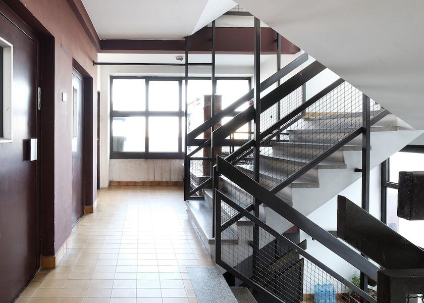 Montana Belgrade Exterior Detail