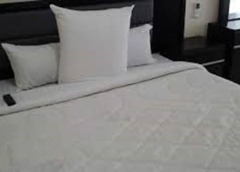  Ndola Room