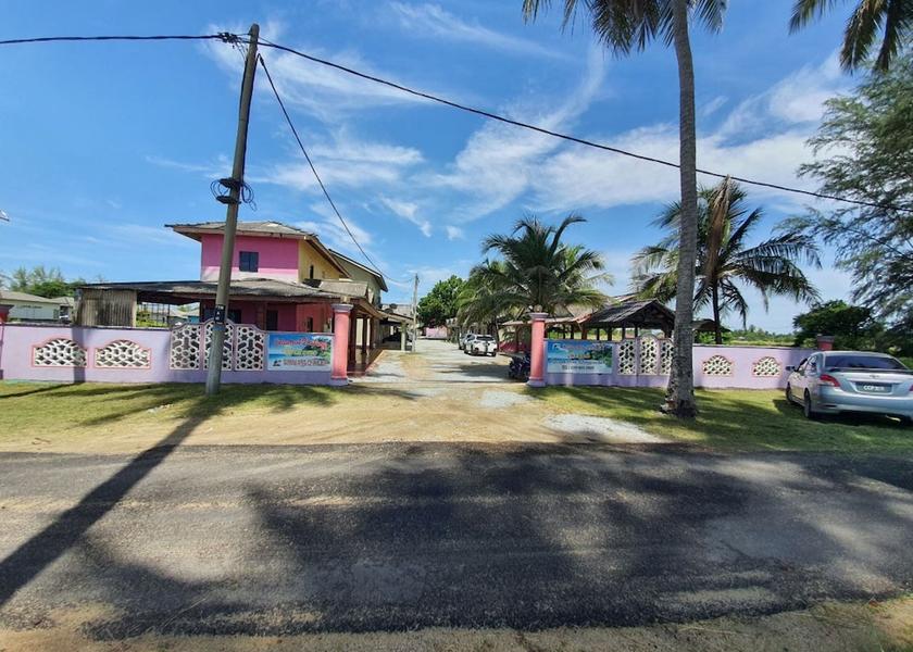 Kelantan Pasir Puteh Exterior Detail