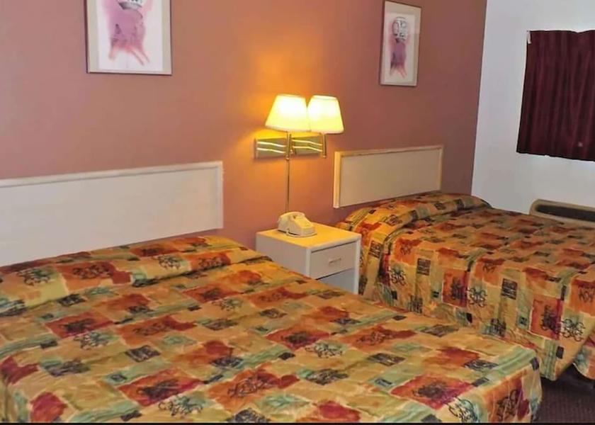 Connecticut Farmington Room