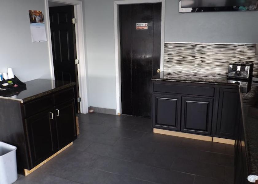 Connecticut Farmington Lobby