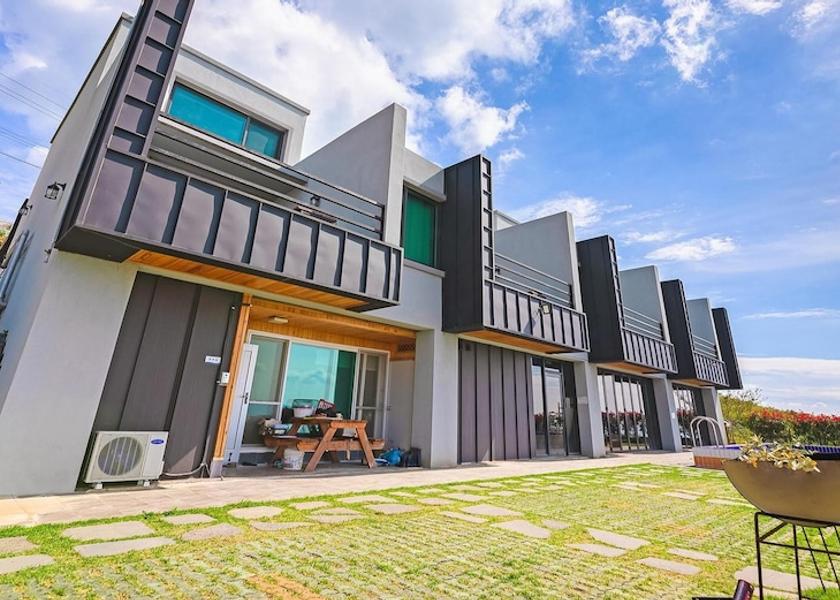 South Gyeongsang Namhae Exterior Detail