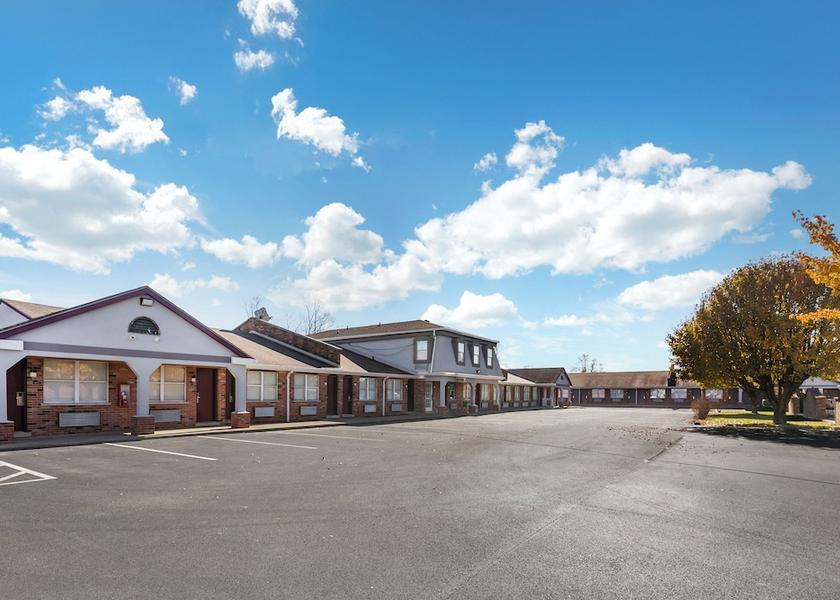 Kentucky Georgetown Exterior
