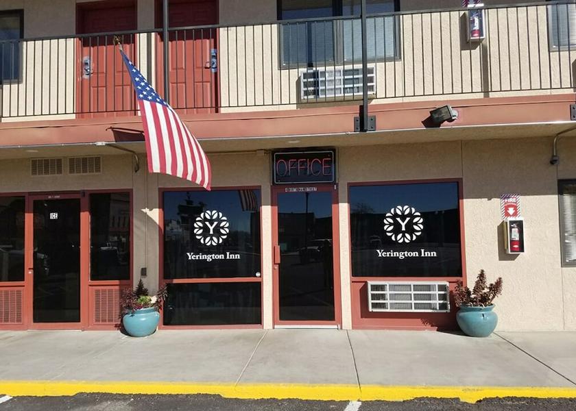 Nevada Yerington Facade