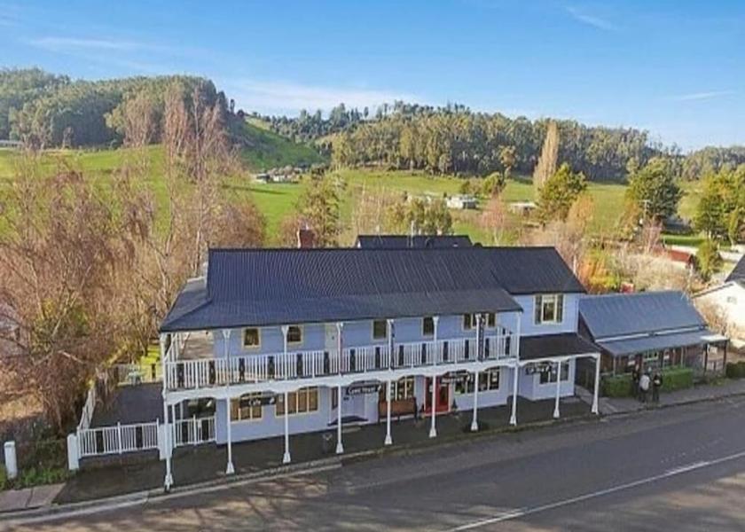 Tasmania Mole Creek Exterior Detail