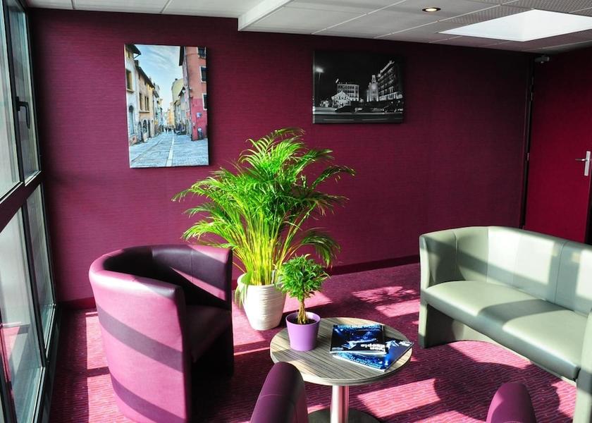 Auvergne-Rhone-Alpes Saint-Priest Lobby