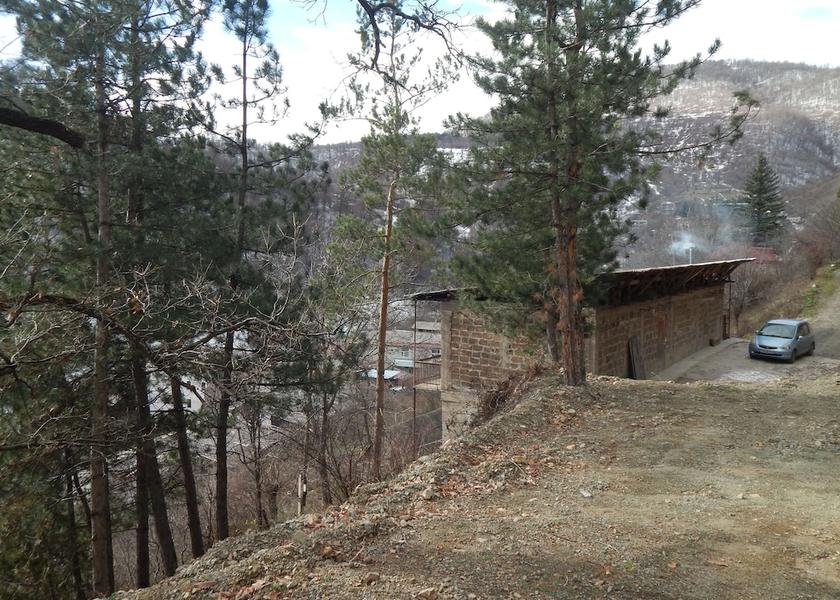  Dilijan Property Grounds