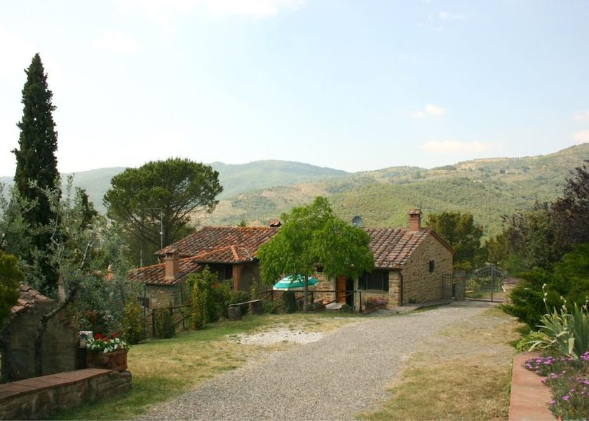 Tuscany Castiglion Fiorentino Exterior Detail