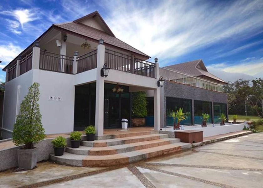 Chanthaburi Province Makham Interior Entrance