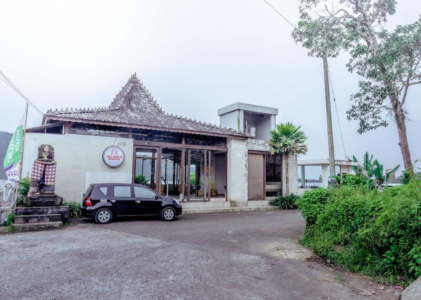 Bali Baturiti Facade