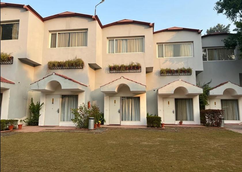Haryana Gurugram Hotel Exterior