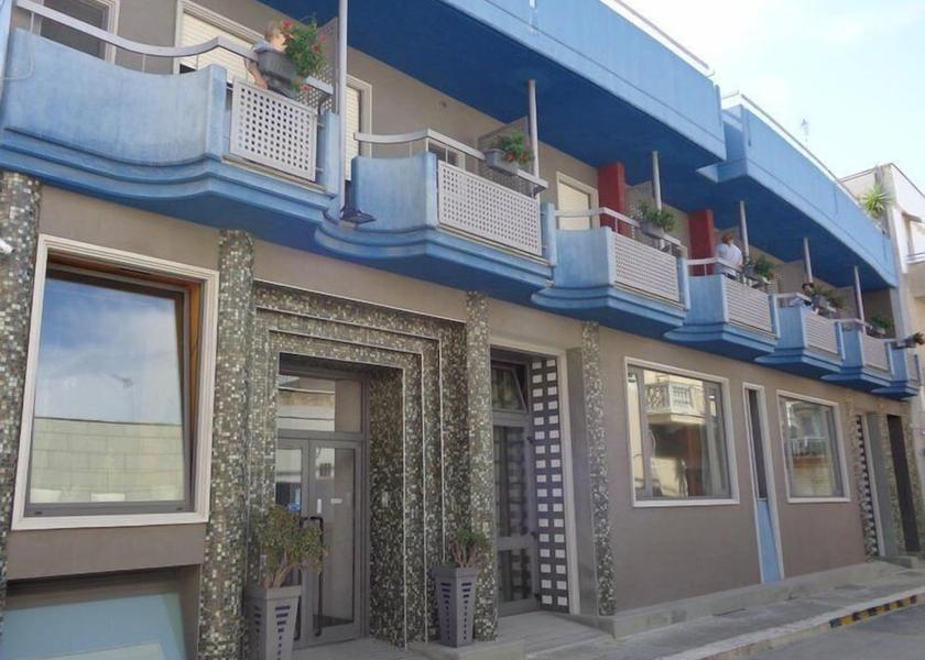 Puglia Trinitapoli Facade