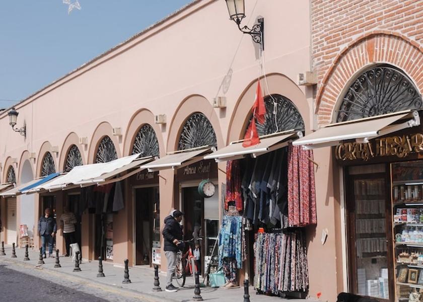  Adana Exterior Detail