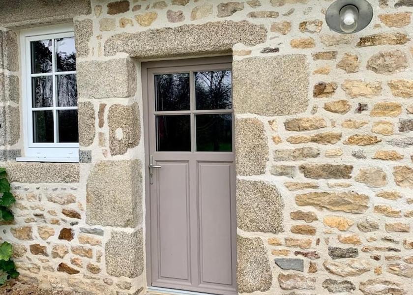 Occitanie Colombiers Exterior Detail