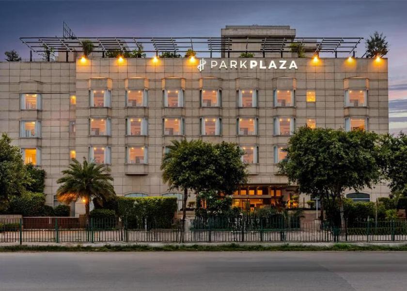 Haryana Gurugram Hotel Exterior