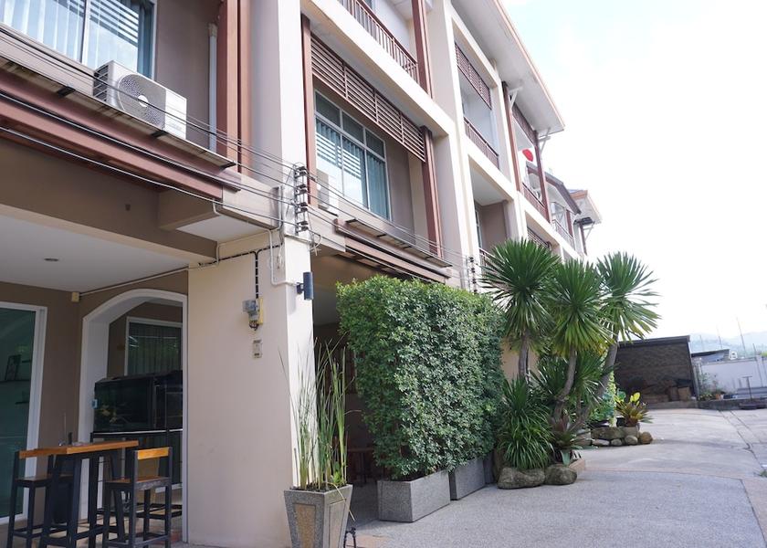 Phuket Si Sunthon Exterior Detail