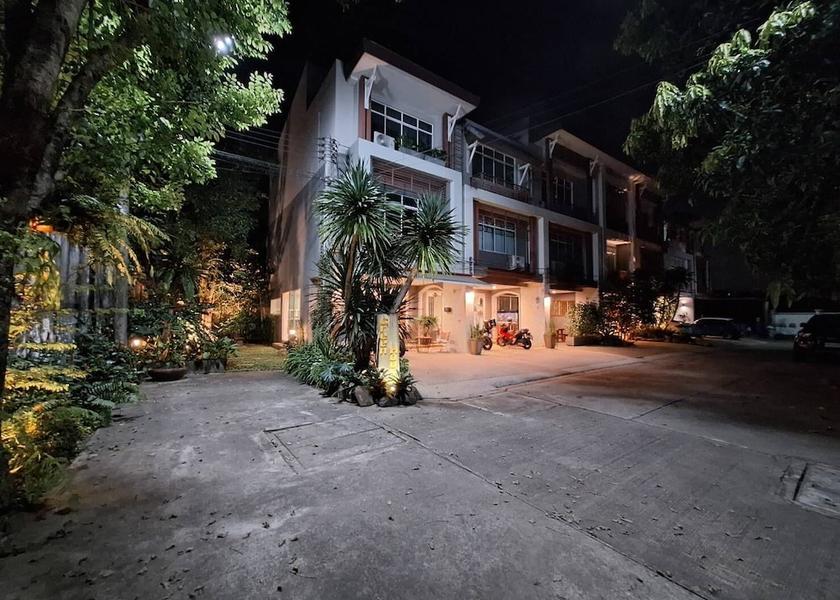 Phuket Si Sunthon Exterior Detail