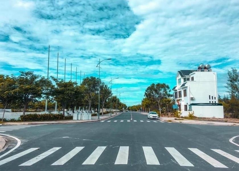 Khanh Hoa Cam Lam Facade