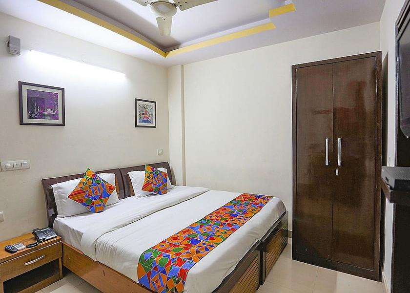 Delhi Delhi Room