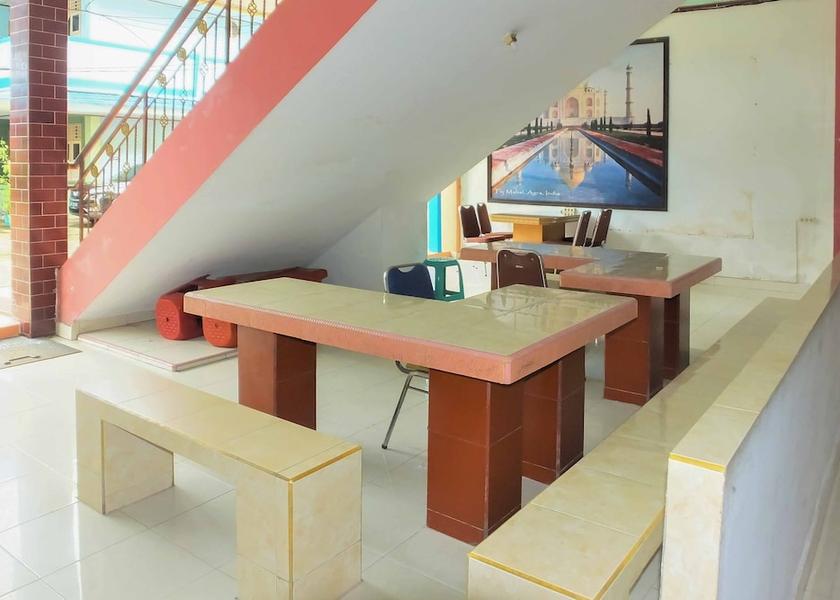  Pontianak Interior Entrance