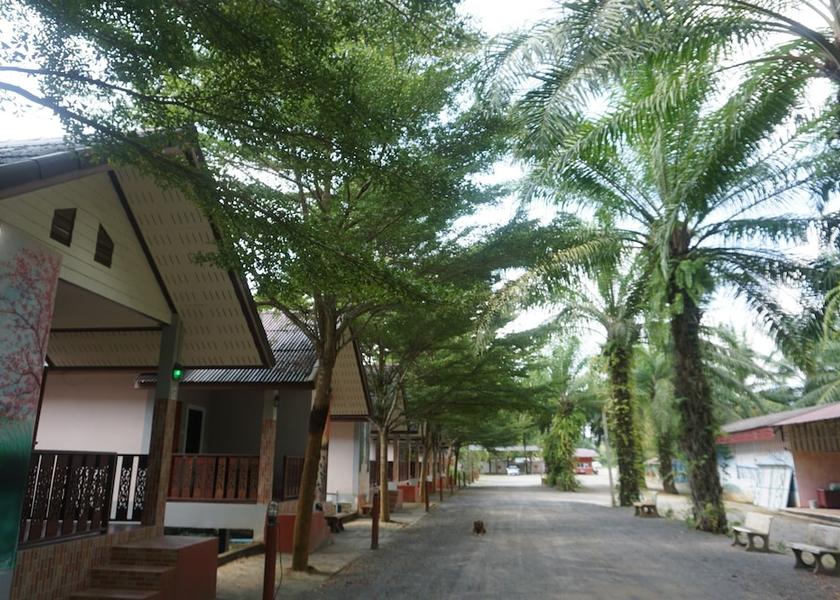 Surat Thani Khiri Rat Nikhom Exterior Detail