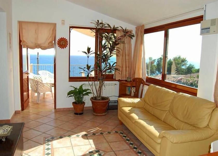 Calabria Bonifati Lobby