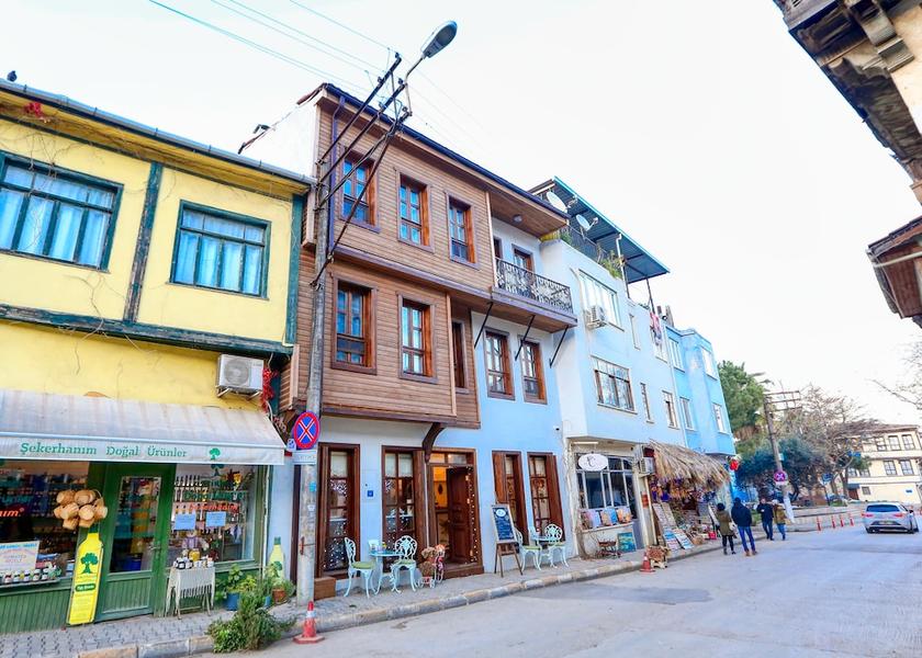 Bursa Mudanya Exterior Detail