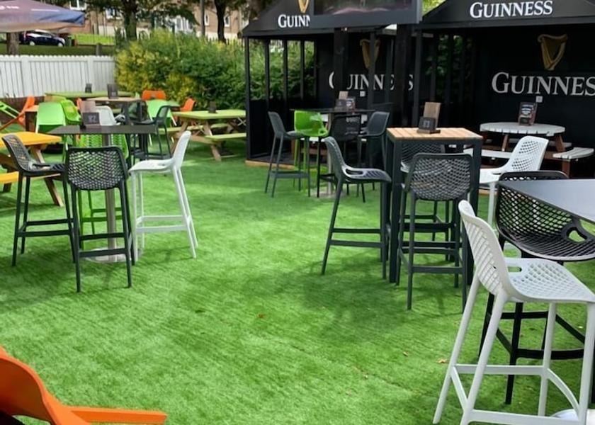 Scotland Paisley Terrace/patio