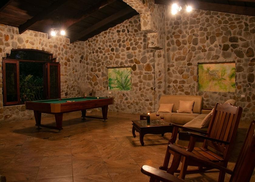 Guanacaste Guayabo Living Area