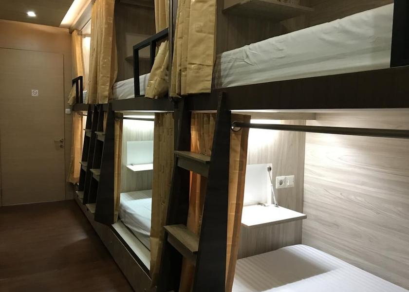  Pontianak Room