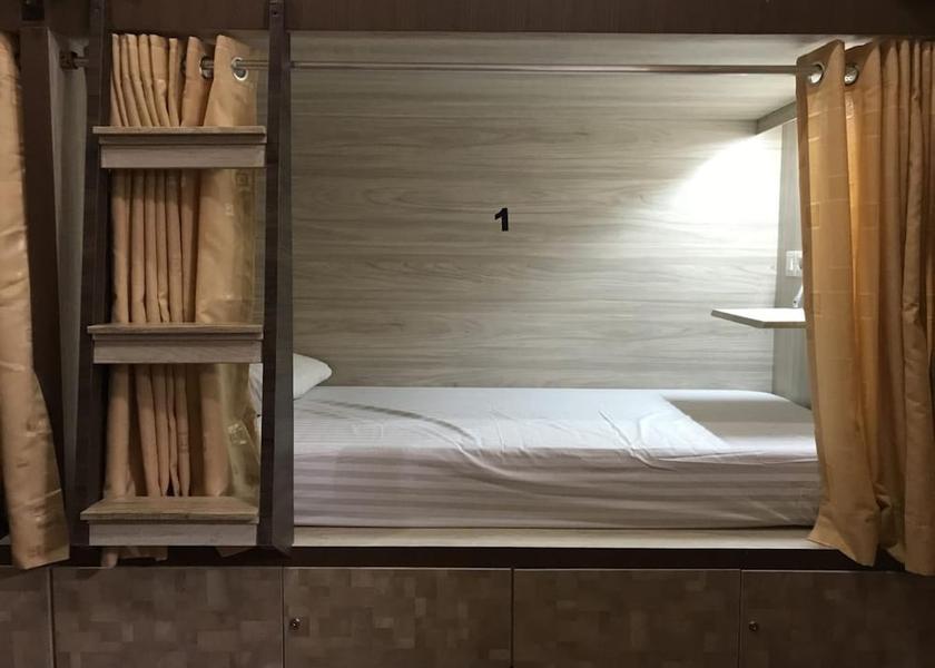  Pontianak Room