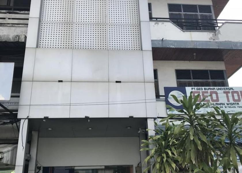 Pontianak Facade